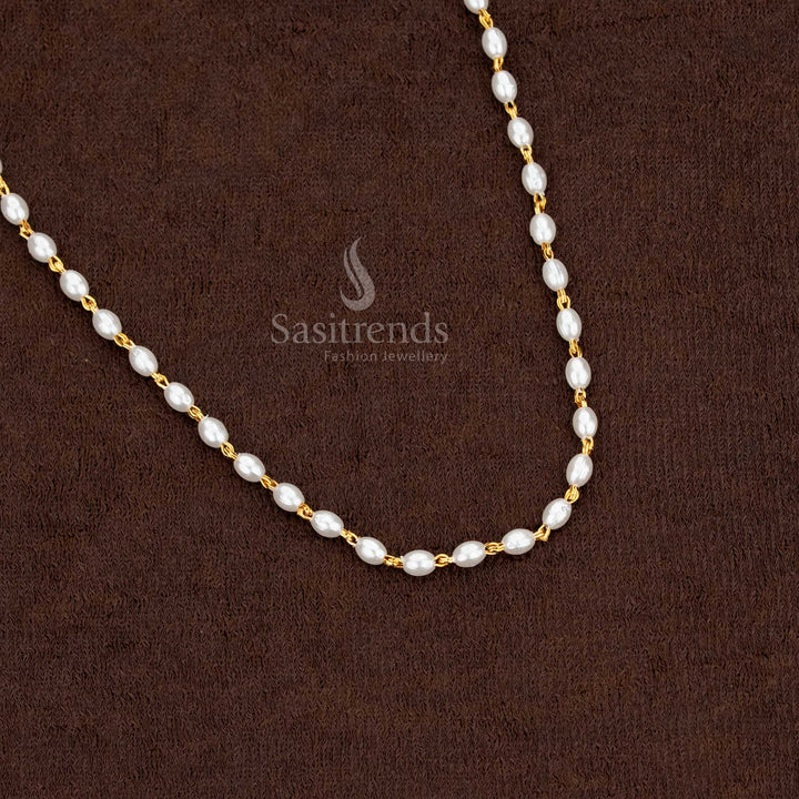 Micro gold plated rice pearl chain necklace in a traditional design - Sasitrends