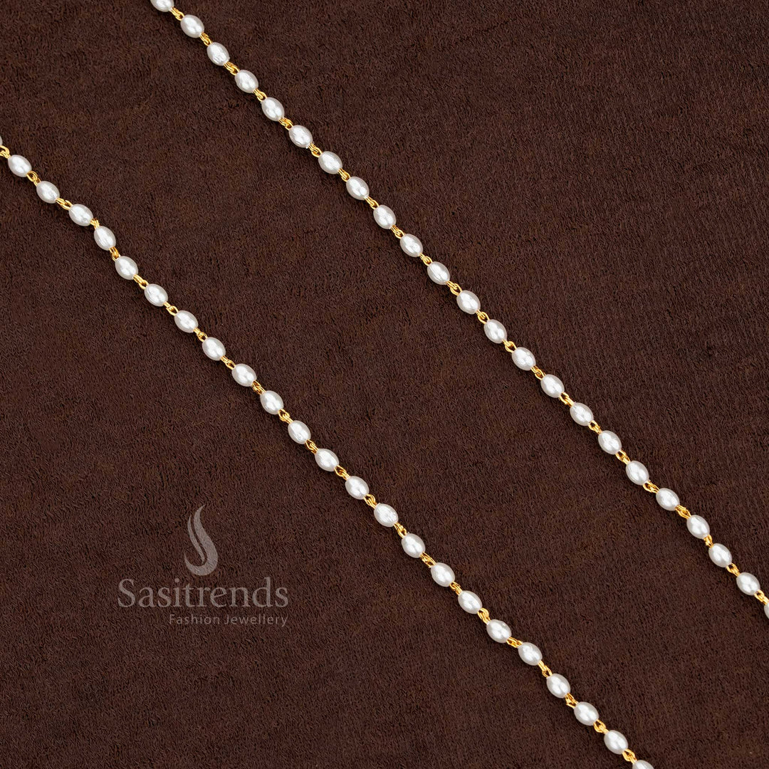 Micro gold plated rice pearl chain necklace in a traditional design - Sasitrends