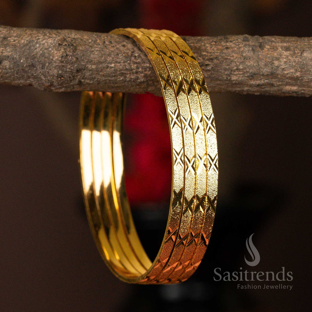 Elegant set of 4 micro gold-plated bangles featuring geometric etchings - Sasitrends