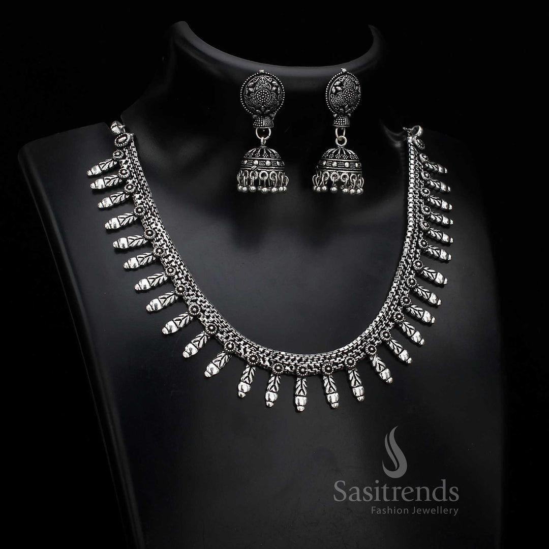 Heritage dream oxidised silver choker and jhumka earrings jewellery set adorned with folk art motifs – designed for lovers of classical cultural wear – Sasitrends