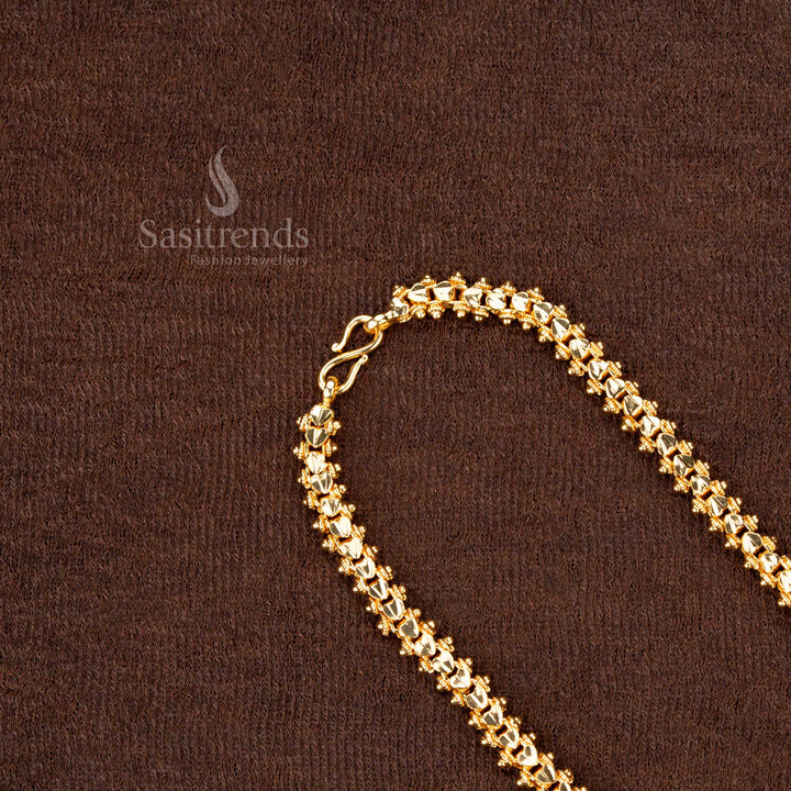 Micro gold plated Gajiri chain featuring elegant 2-sided structured interlock pattern, look like real gold - Sasitrends