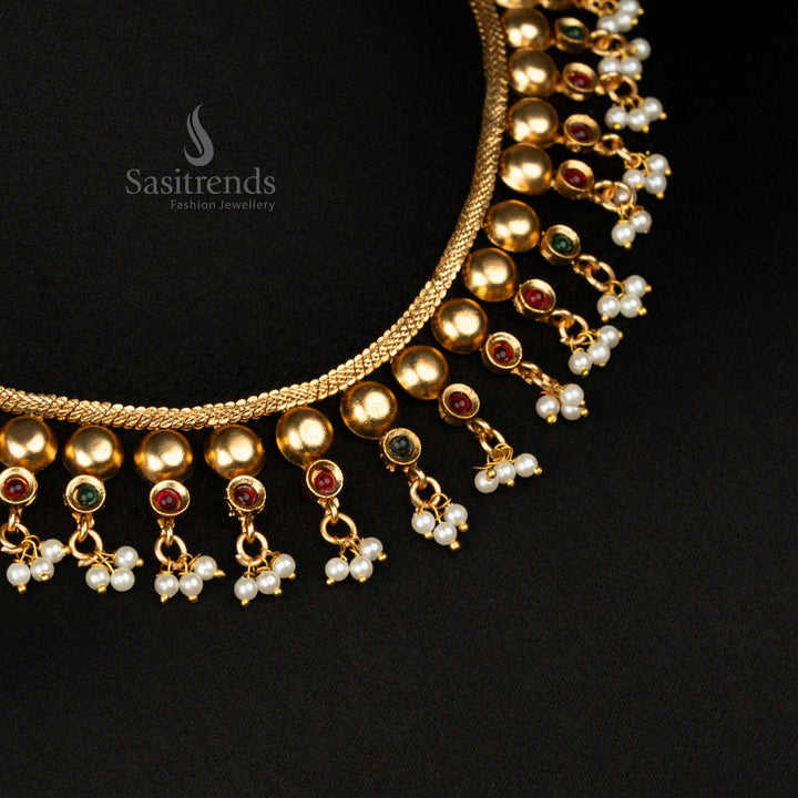 Elegant Flower Pendant Necklace Set - Perfect for Traditional Occasions