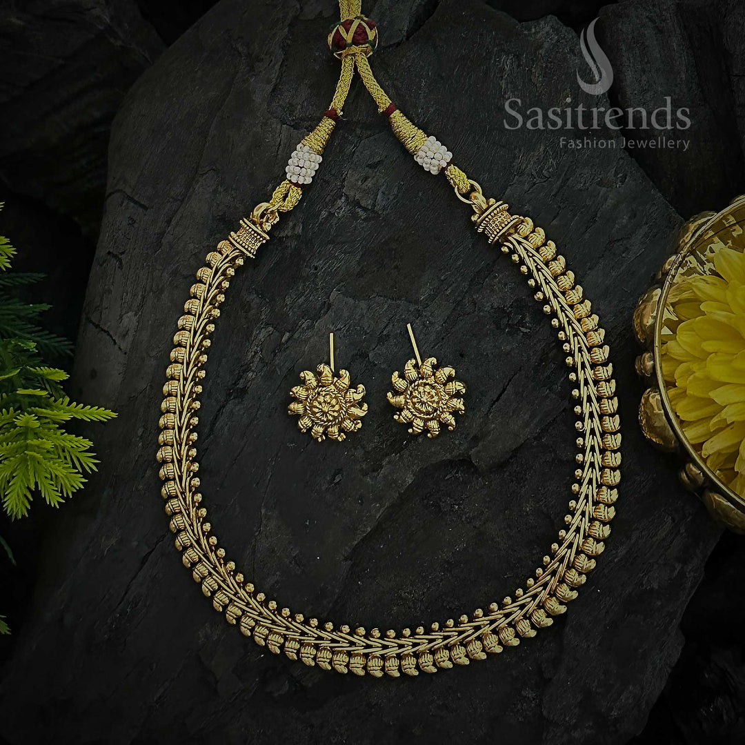 Antique Gold Plated Mango Leaf Necklace with Premium Stones - Sasitrends