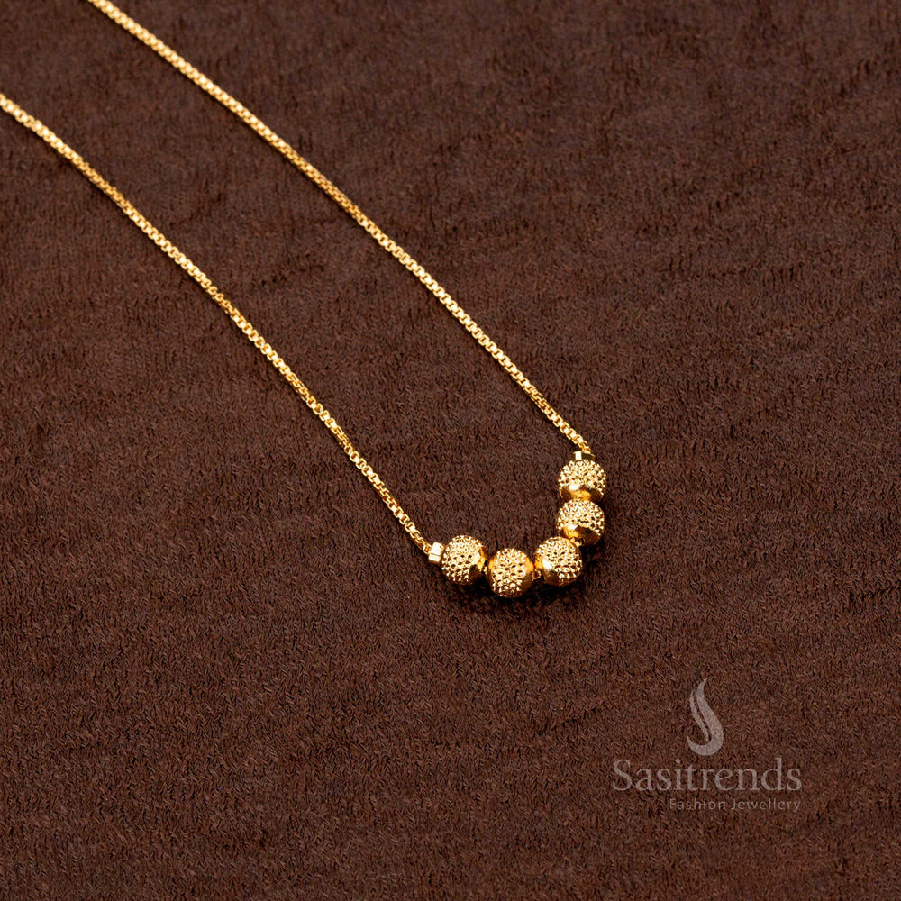 High-Quality Kerala Ball Chain Necklace for Saree Wear and Temple Wear – Sasitrends