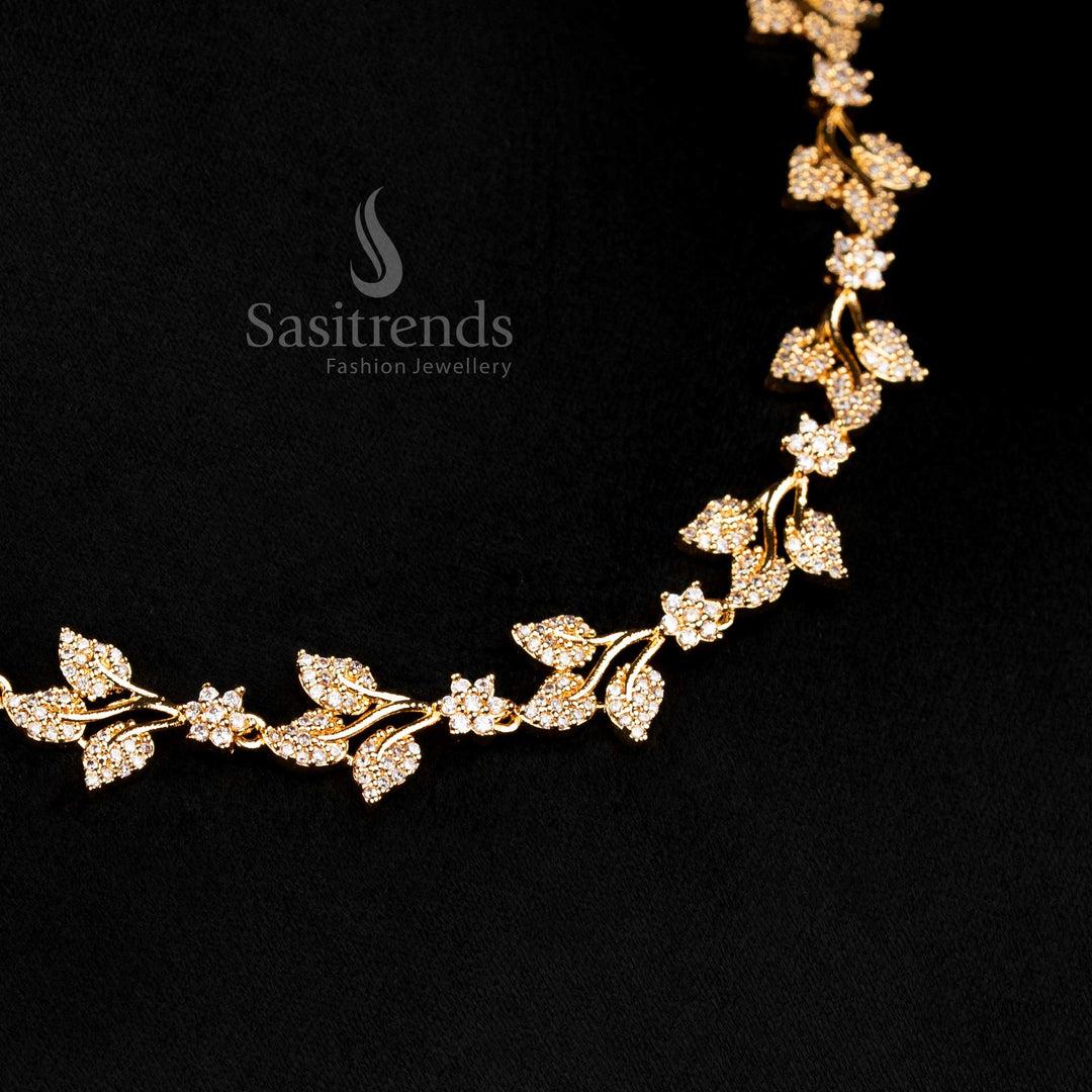 Leaf pattern necklace set with diamond stones - Sasitrends