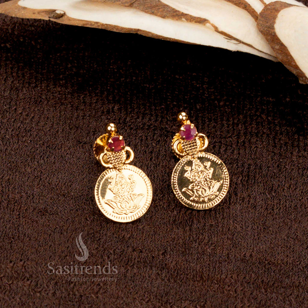 Micro Gold Plated Traditional Lakshmi Coin Necklace Set with Hook Clasp, Intricate Temple Design, Large Coin Pendant – Sasitrends