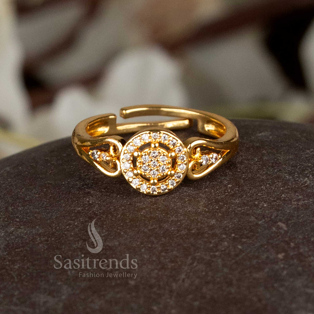 Vintage-inspired adjustable ring with 24 carat antique gold shine and fine American Diamond accents – graceful jewellery for special moments by Sasitrends