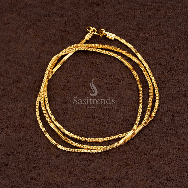 Medium Micro Gold Plated Box Chain With Real Gold Style Suitable For Community Programs And Festive Gatherings - Sasitrends