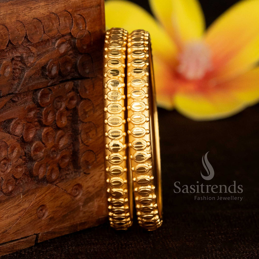 Majestic forming micro gold plated bangles set of two designed with ornamental precision for grand saree festivities – Sasitrends