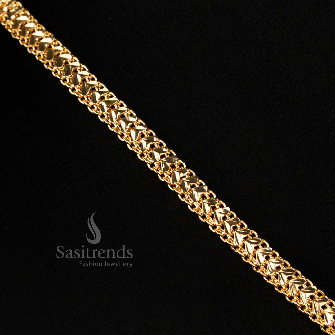 Elegant Traditional Impon Micro Gold Plated Attigai Necklace with Sparkling Stones for Special Occasions – Sasitrends