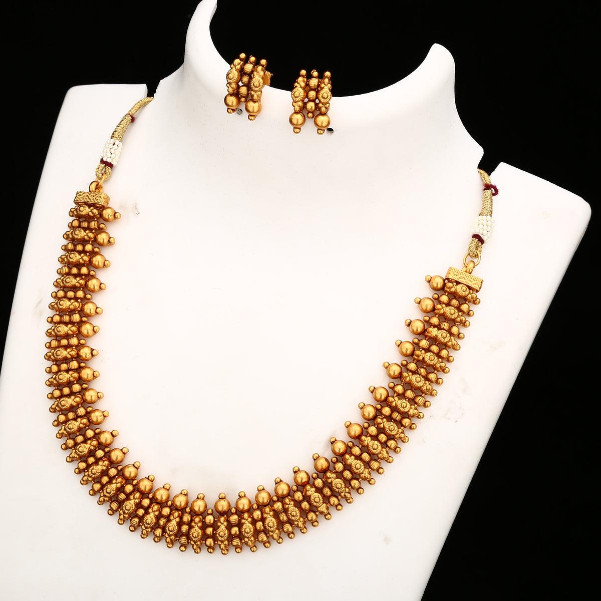 New Traditional Wear Temple Matte Gold Tone Jewellery Set for Women