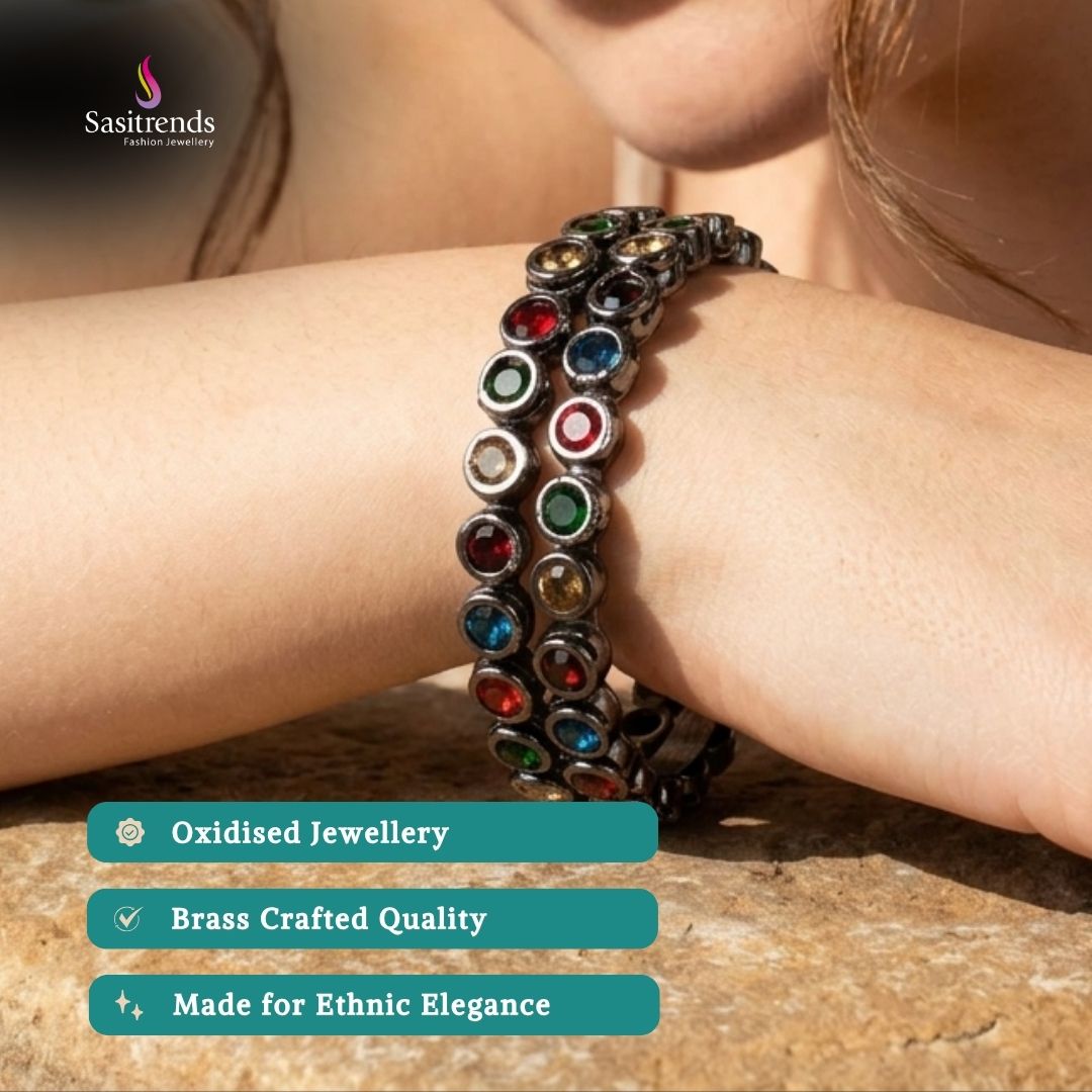 Oxidised silver plated bangles model image - Sasitrends