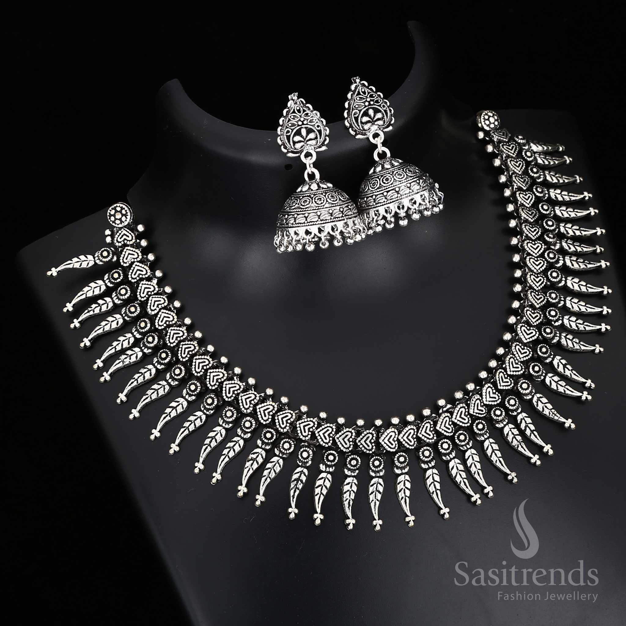 Heirloom Kolhapuri oxidised silver jewellery set with timeless style and vintage essence - Sasitrends

