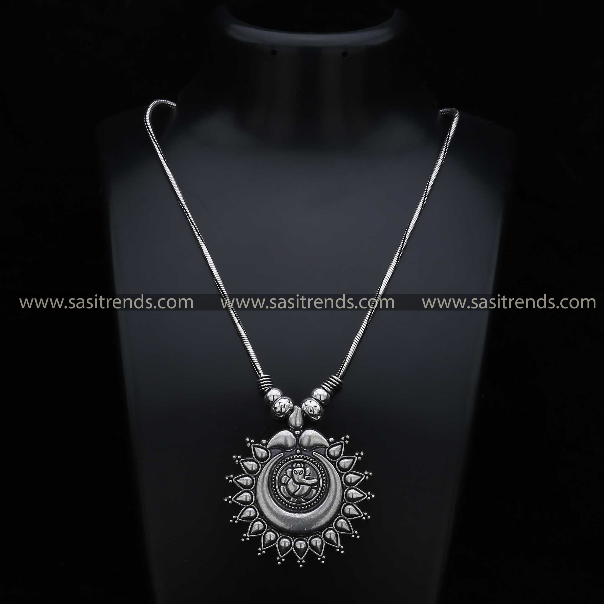 Traditional Ganesha Motif on Oxidised Jewellery Necklace  - Sasitrends