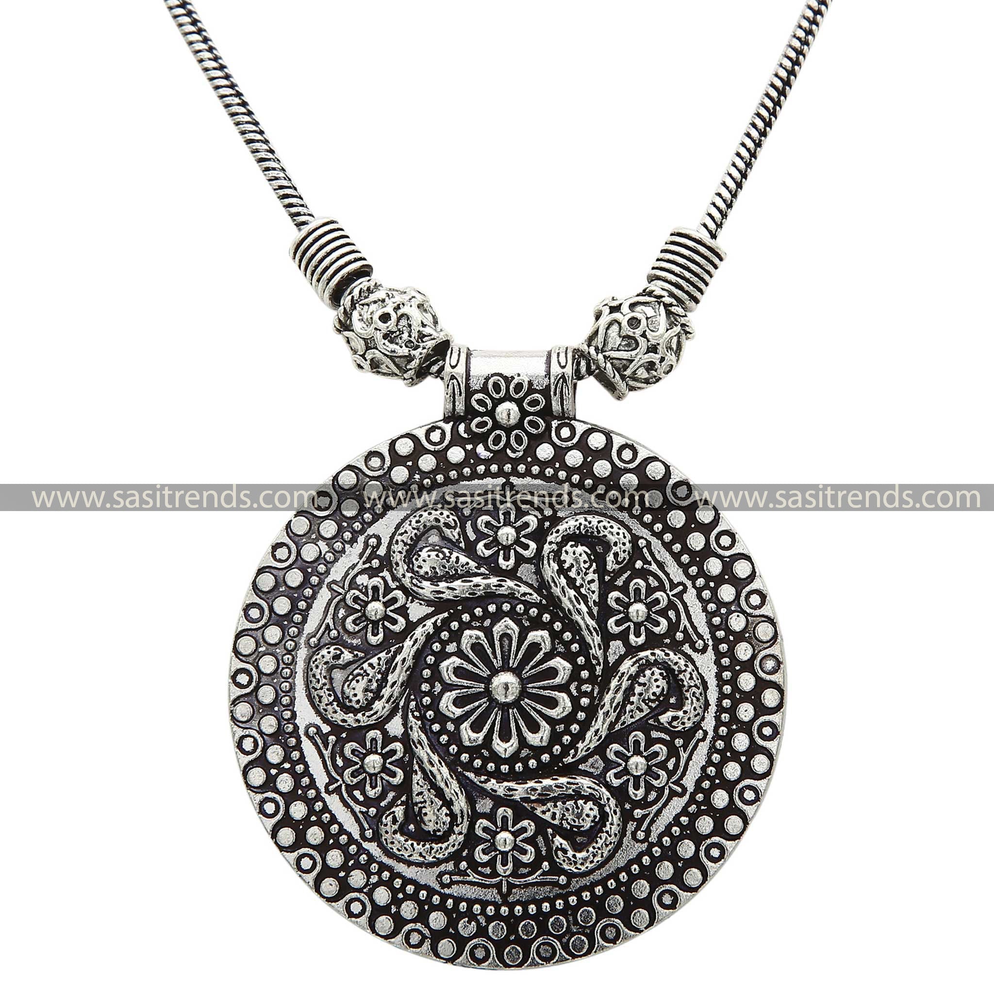 Elegant oxidised necklace featuring peacock and floral motifs - Sasitrends