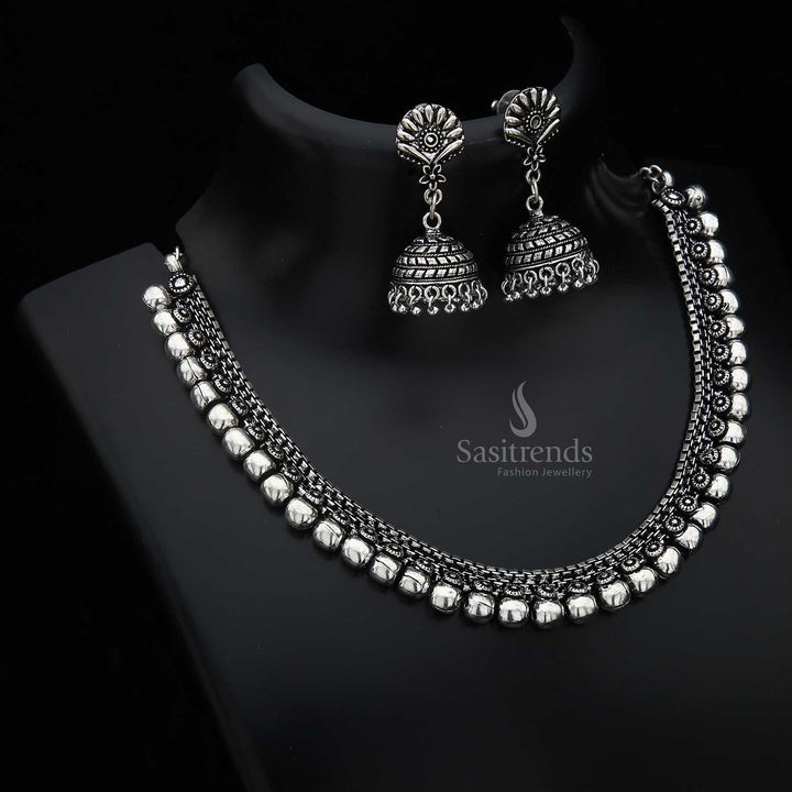 Oxidised Aabharana Single Line Ball Jewellery Set in Silver and Gold