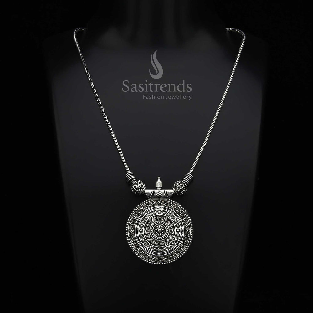Radiant Roopasi oxidised silver chain necklace featuring a delicately carved small chakra pendant – a graceful tribal-style jewellery piece with rustic elegance for ethnic celebrations – Sasitrends

