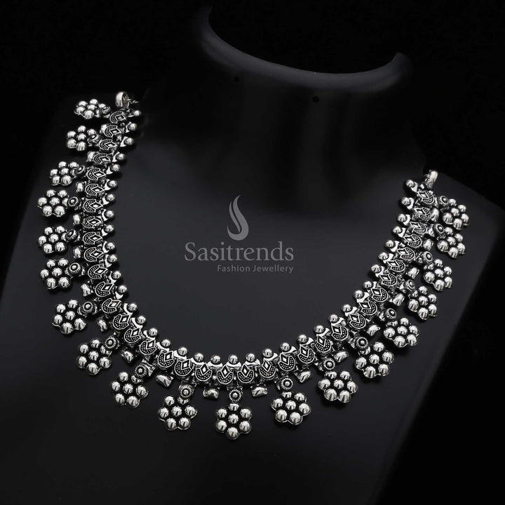 Floral Motif Oxidised Silver Necklace - Sasitrends