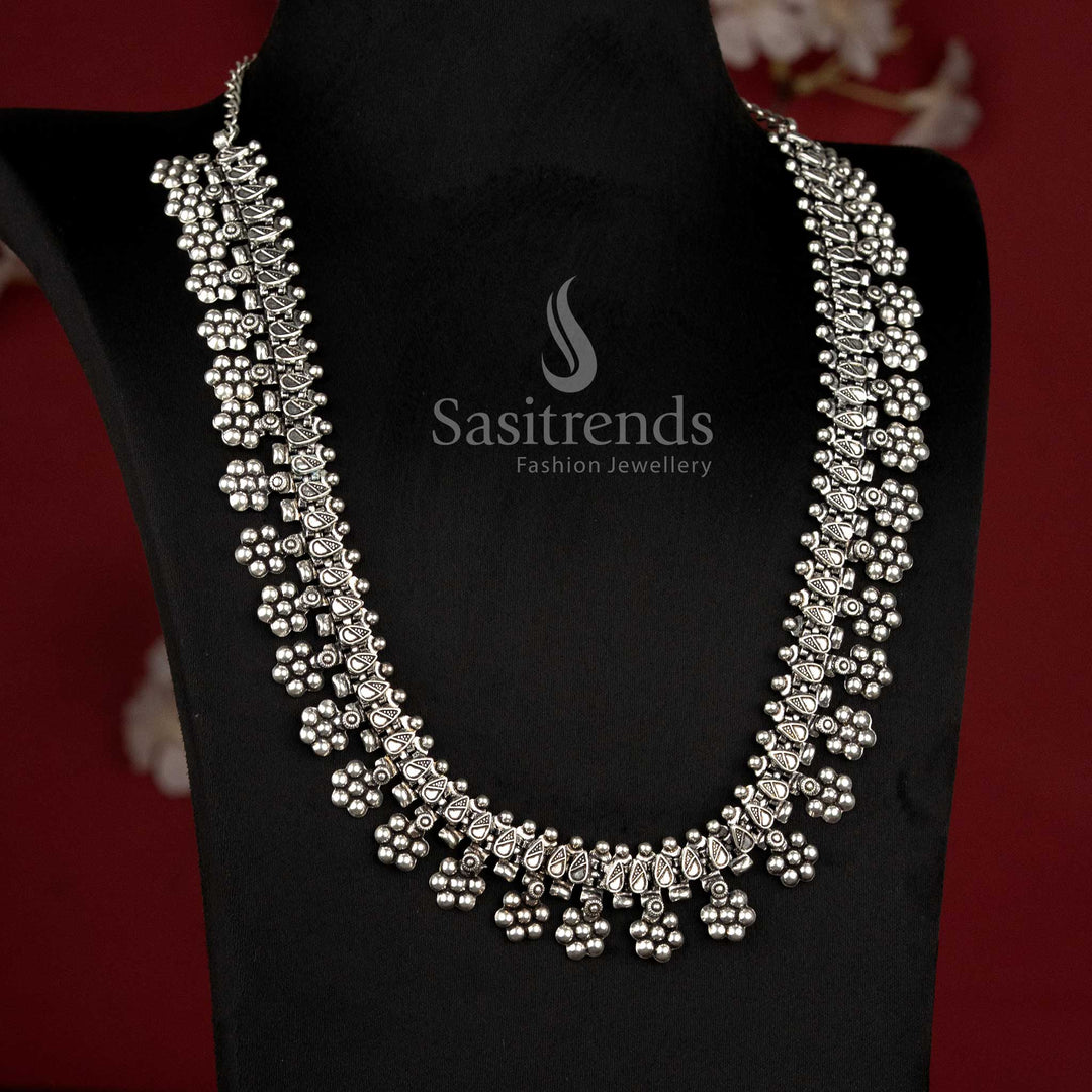Ethnic Oxidised Silver Collar Choker Necklace with Textured Bead Fringe and Traditional Indian Detailing for Women - Sasitrends