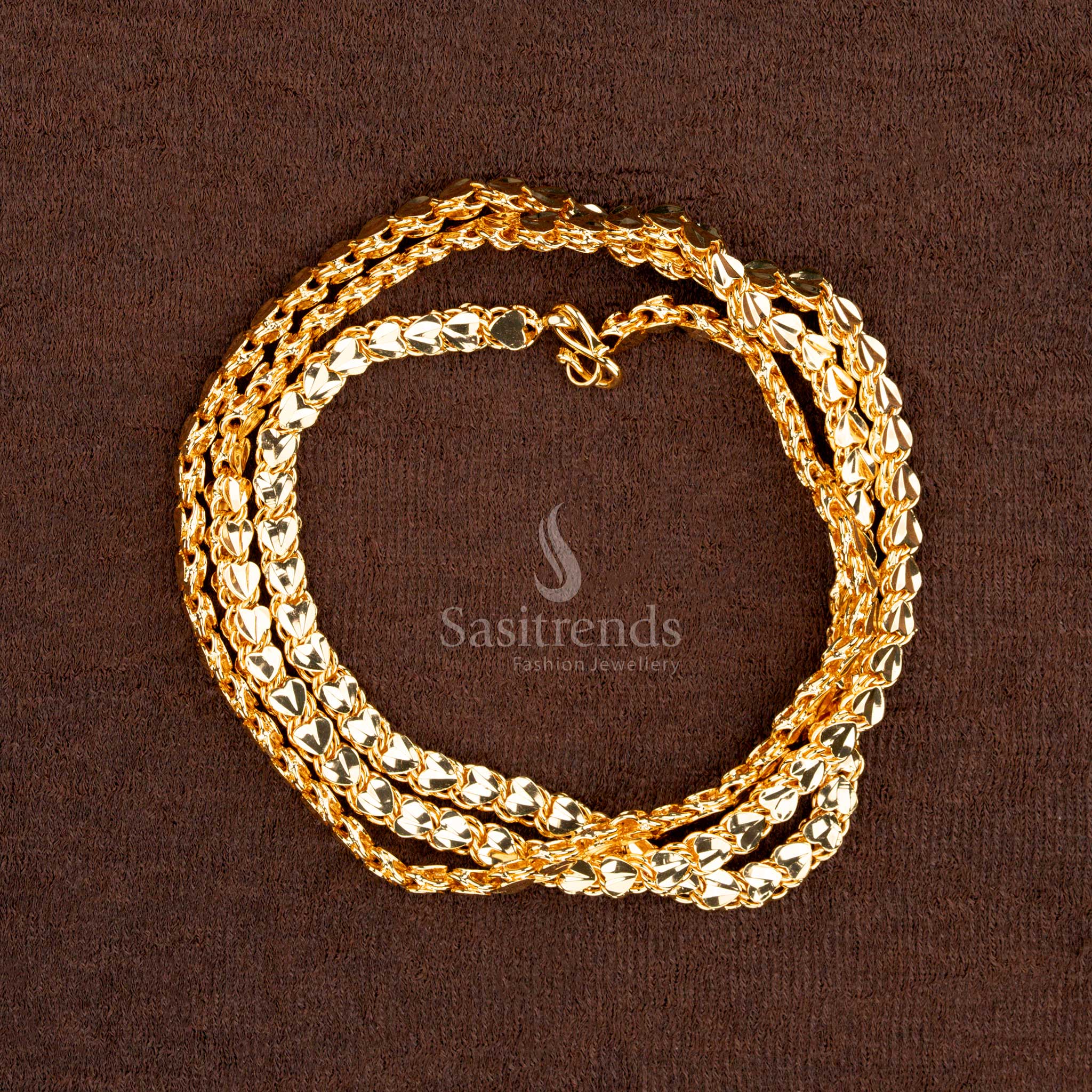 Heart design long micro gold plated chain with lifetime guarantee on plating, crafted for luxury and elegance - Sasitrends