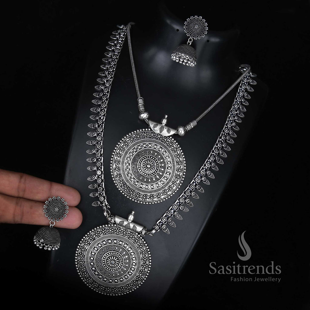 Heritage Oxidised Silver Dual-Layer Niranjana Jewellery Set with Statement Jhumkas and Pendant—a graceful choice for temple wear and auspicious festive styling – Sasitrends