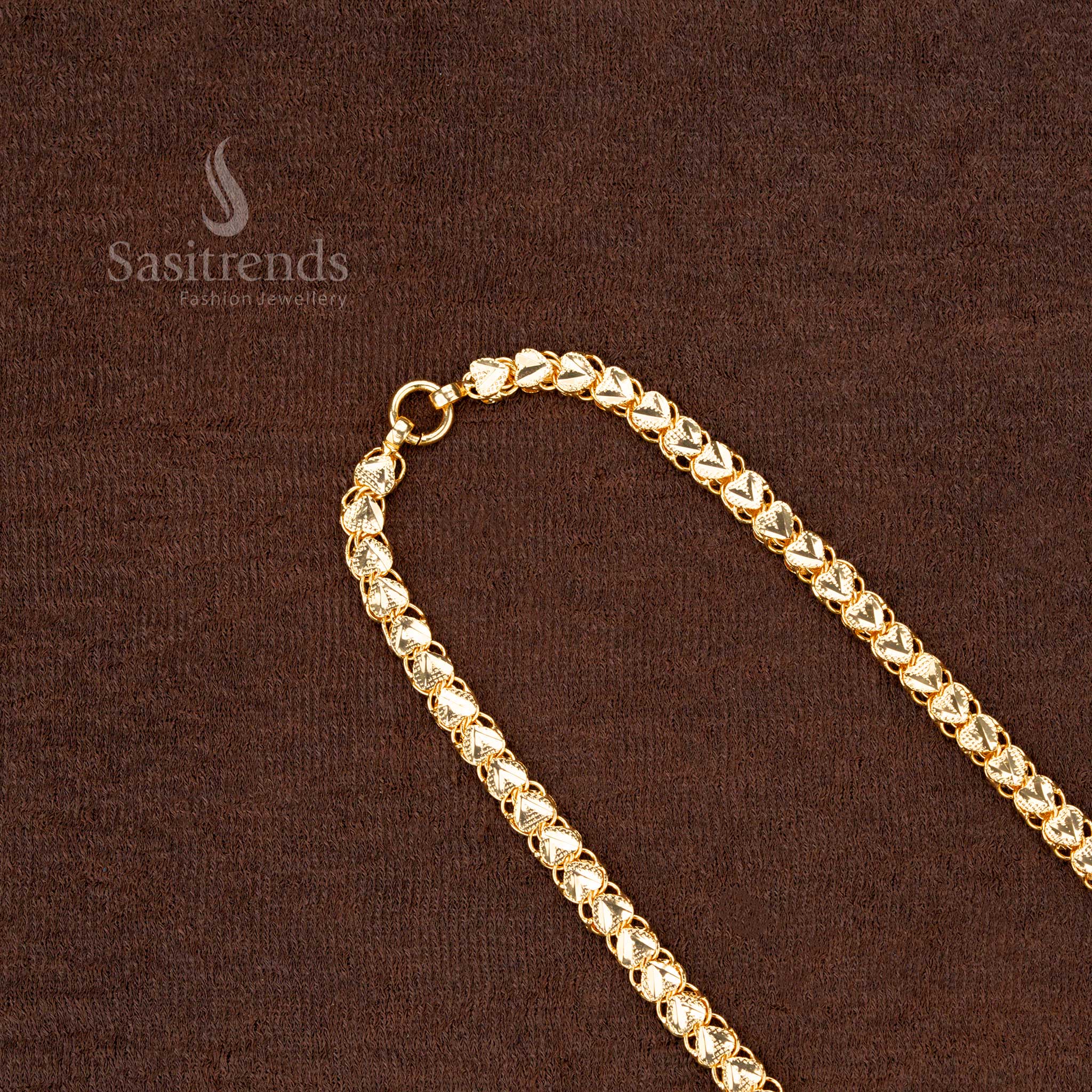 Exquisite Micro Gold Plated Heart Design Chain – 24K Gold Polish South Indian Traditional Jewellery with a Royal and Stylish Touch - Sasitrends