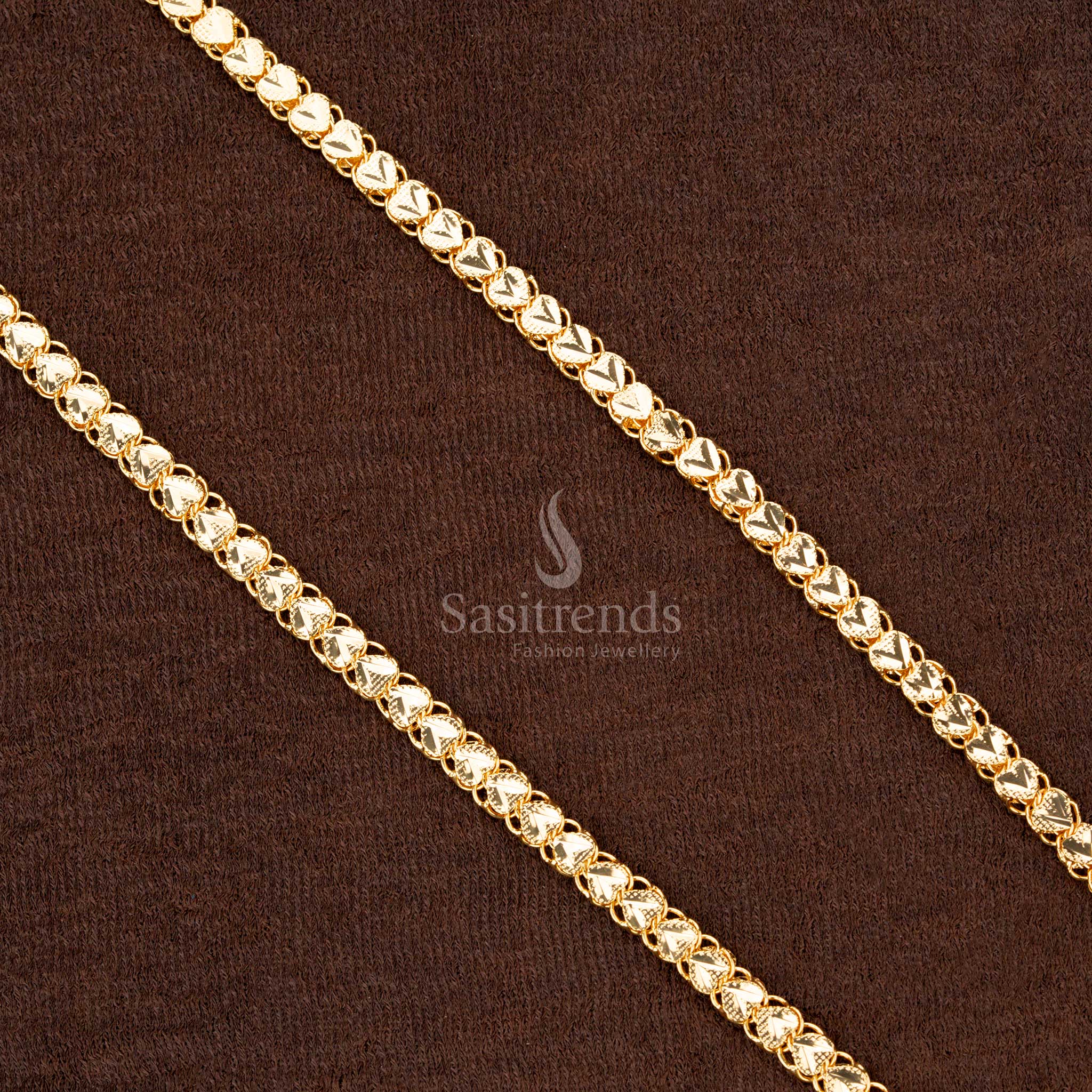 Handcrafted 24K Micro Gold Plated Heart Shape Chain – Bridal Antique Style Trendy Jewellery for a Grand and Timeless Appearance - Sasitrends