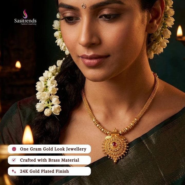 Guaranteed Micro gold plated necklace  model image - Sasitrends