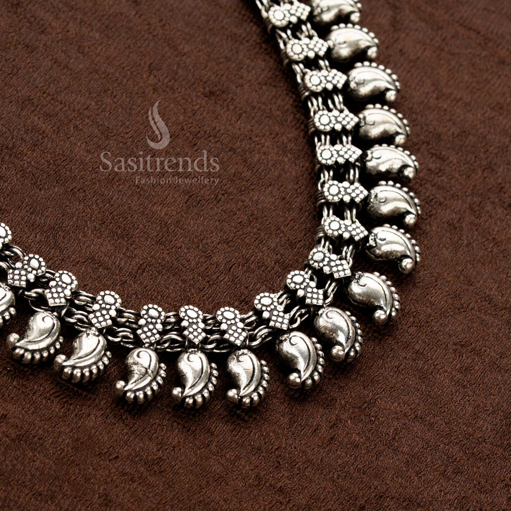 Oxidised Kolapuri Necklace with paisley drops and floral motifs – Sasitrends