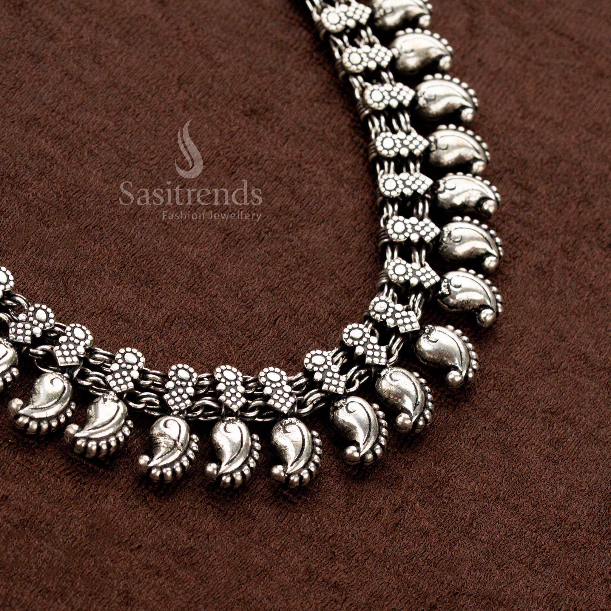 Oxidised Kolapuri Necklace with paisley drops and floral motifs – Sasitrends