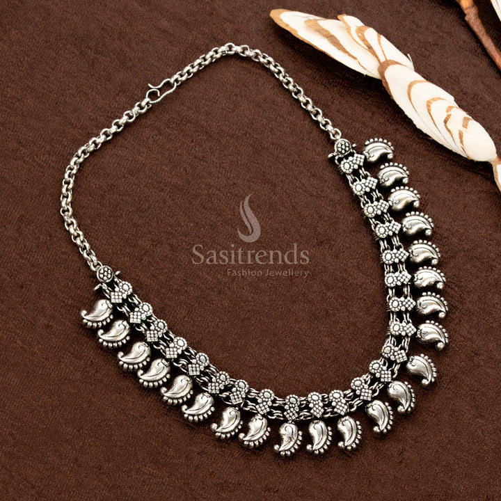 Amazing Oxidised Kolapuri Style Necklace Featuring Floral Chain and Paisley Drop Motifs – Traditional Wear Jewellery for Sarees and Navaratri - Sasitrends