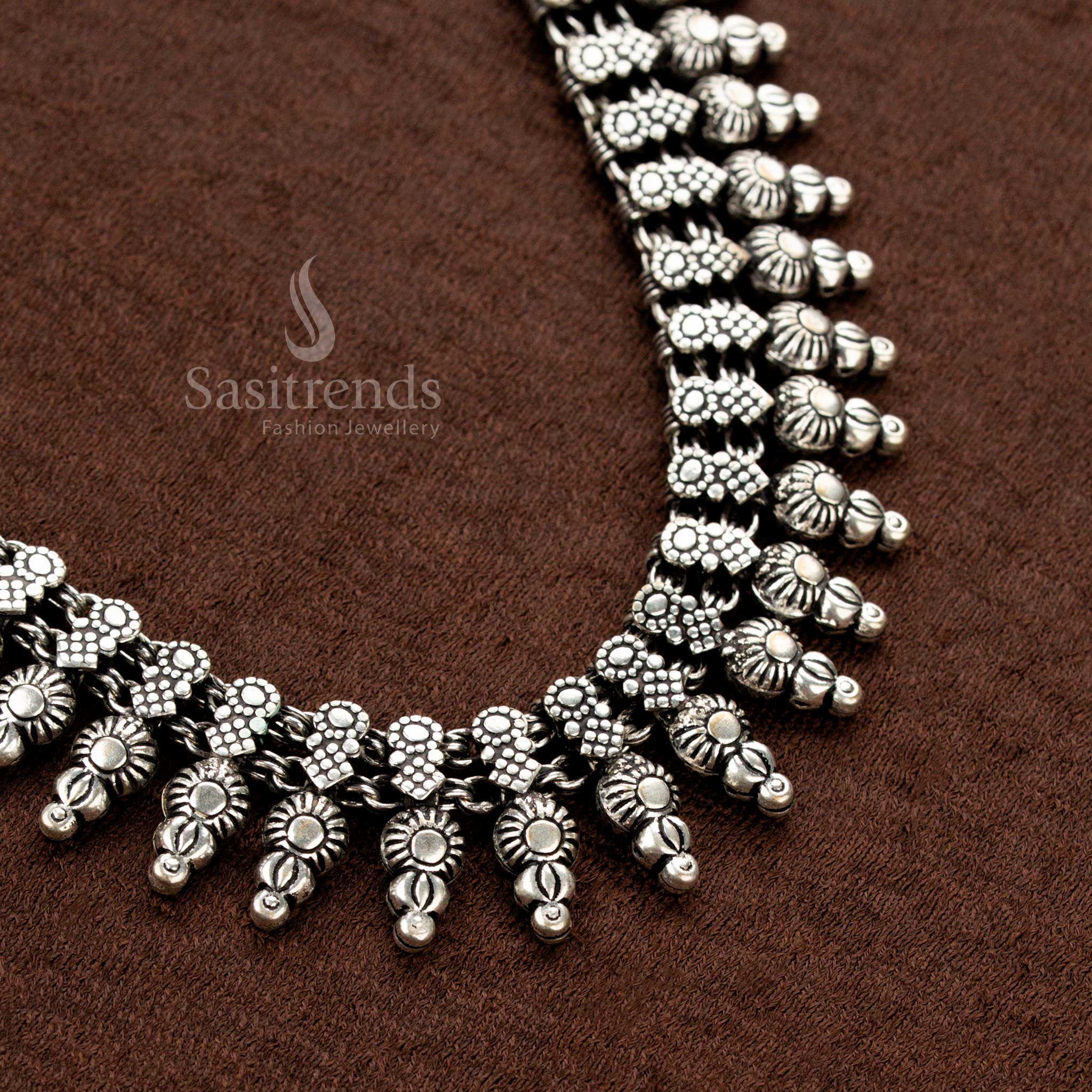 Oxidised Kolapuri Necklace with floral drop charms – Sasitrends