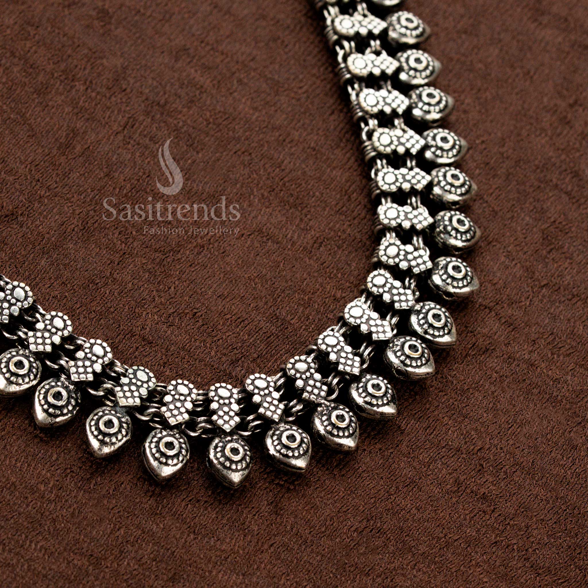 Kolapuri Style Oxidised Necklace with Eye Motif Beads – Sasitrends