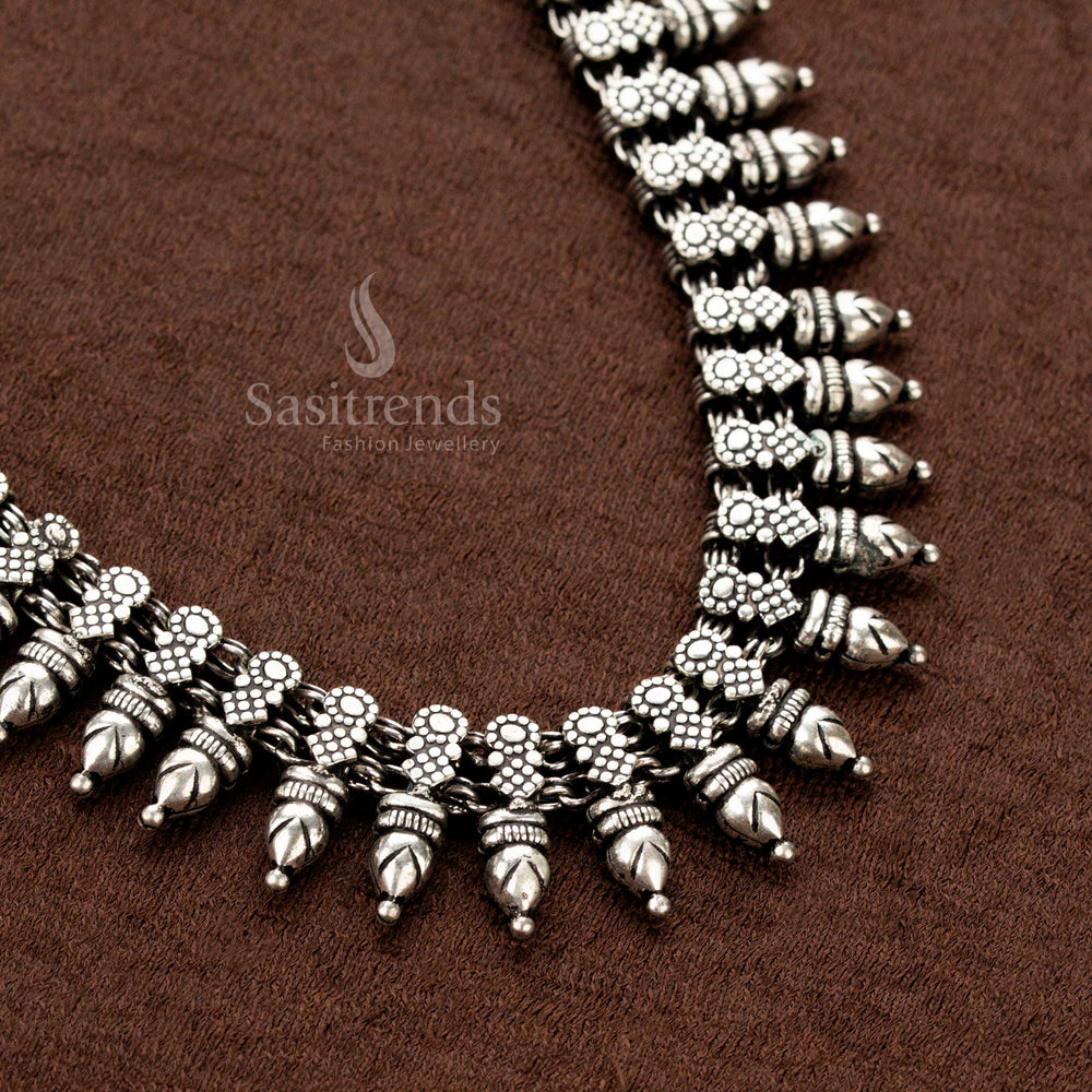 Oxidised Kolapuri Necklace with Tribal Cone Hanging Motifs – Sasitrends