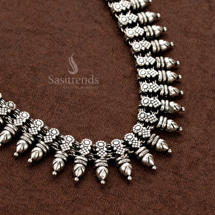 Oxidised Kolapuri Necklace with Tribal Cone Hanging Motifs – Sasitrends