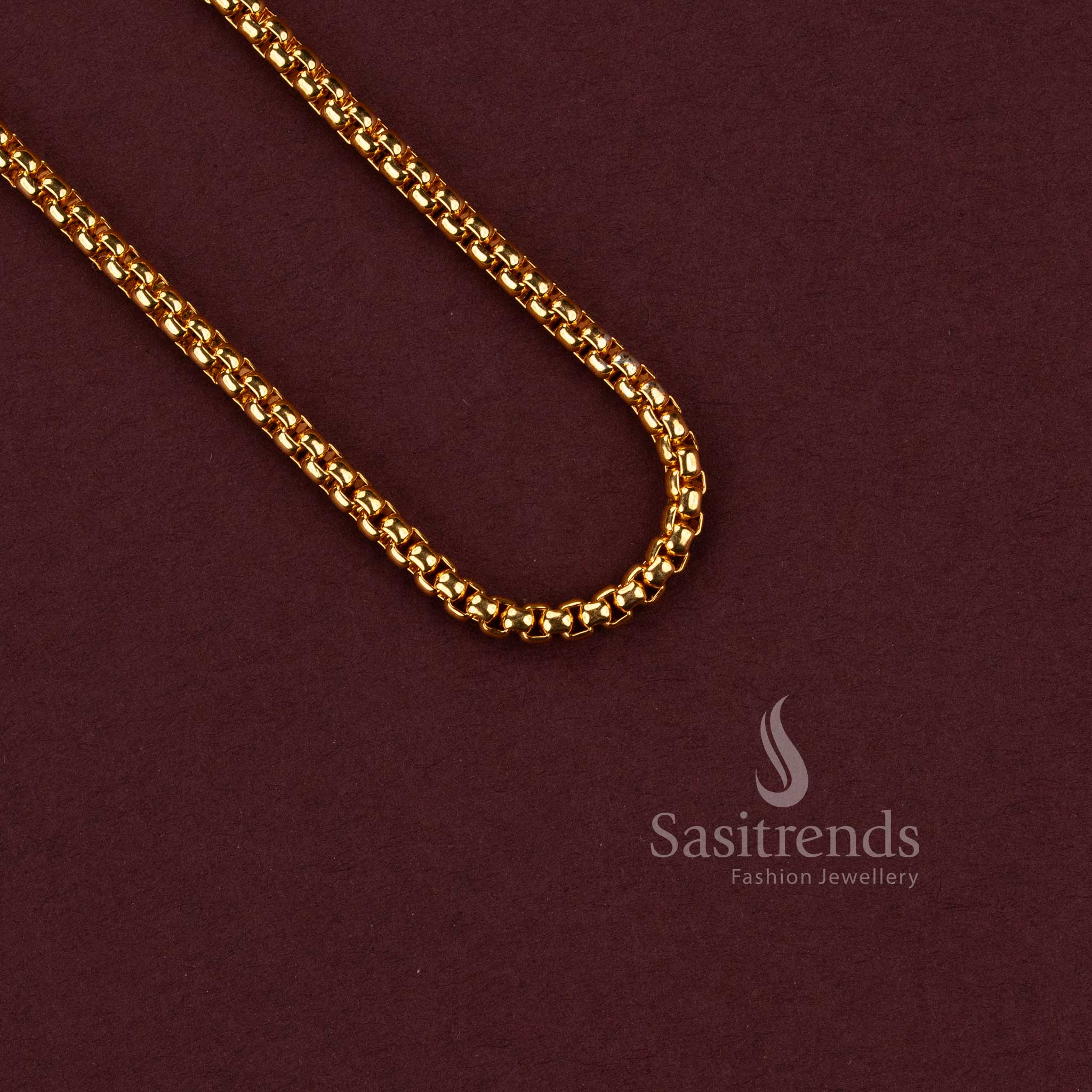 Stylish micro gold plated plain wedding jewelry chain with high-shine seamless interlocking blocks.