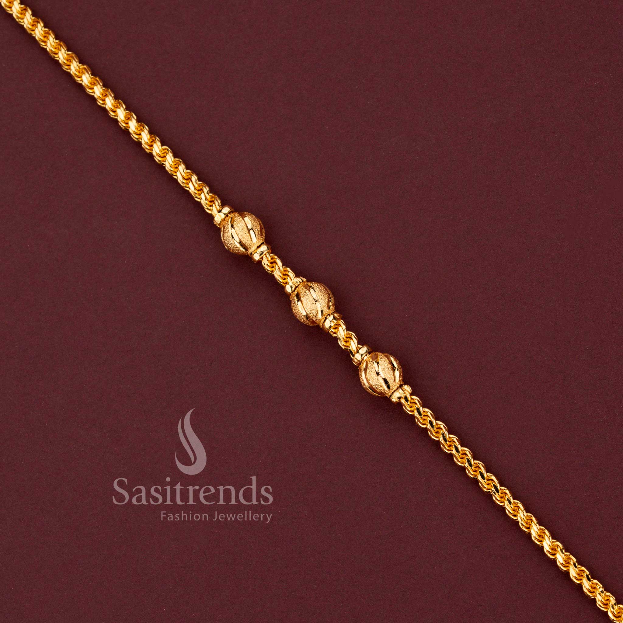 Daily and festive wear traditional South Indian mugappu chain with a bright 24k gold finish - Sasitrends.