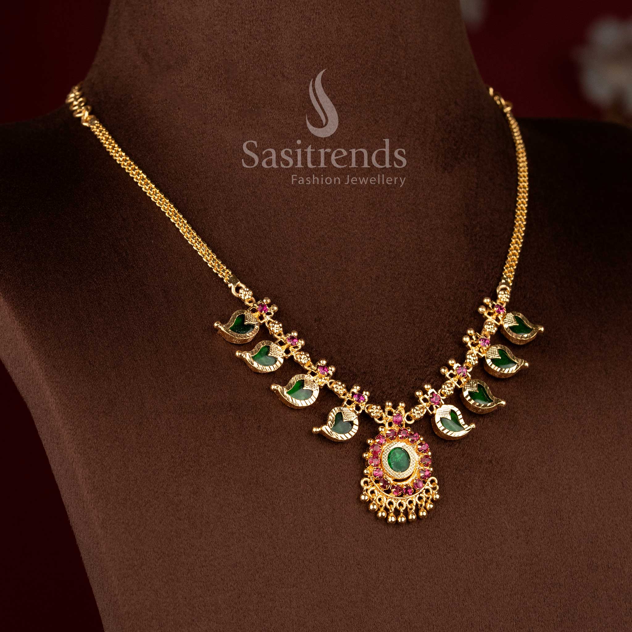 Four Petal Palaka Necklace with Green Stone Centerpiece - Kerala Gold Plated Necklace - - Sasitrends
 