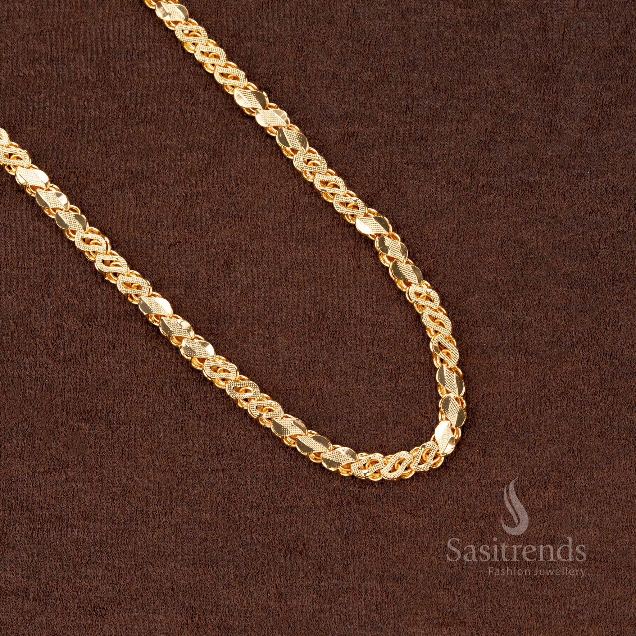 Intricately Crafted Micro Gold Plated S Cut Chain – A stunning jewellery design for weddings and traditional festive attire - Sasitrends