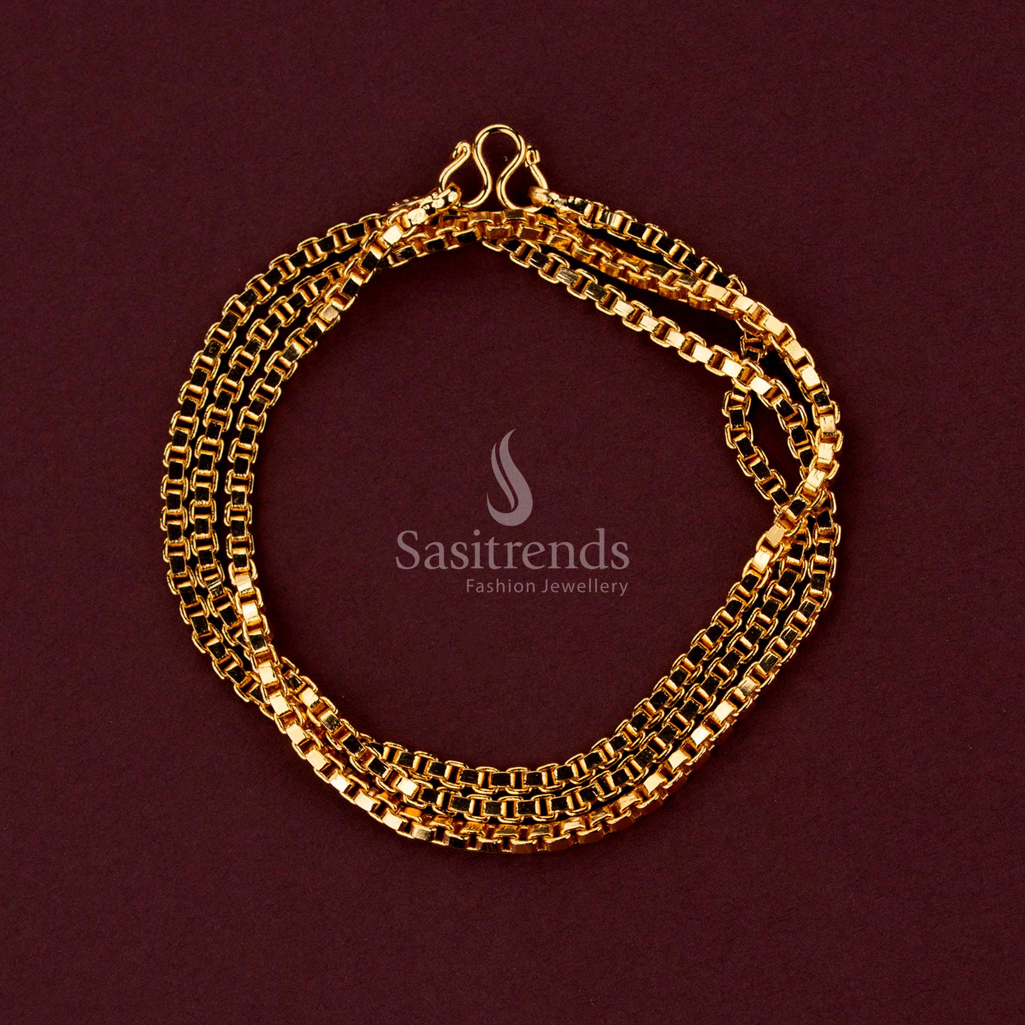 Premium micro gold plated chain with beautifully arranged geometric structures and sophisticated ethnic styling - Sasitrends.