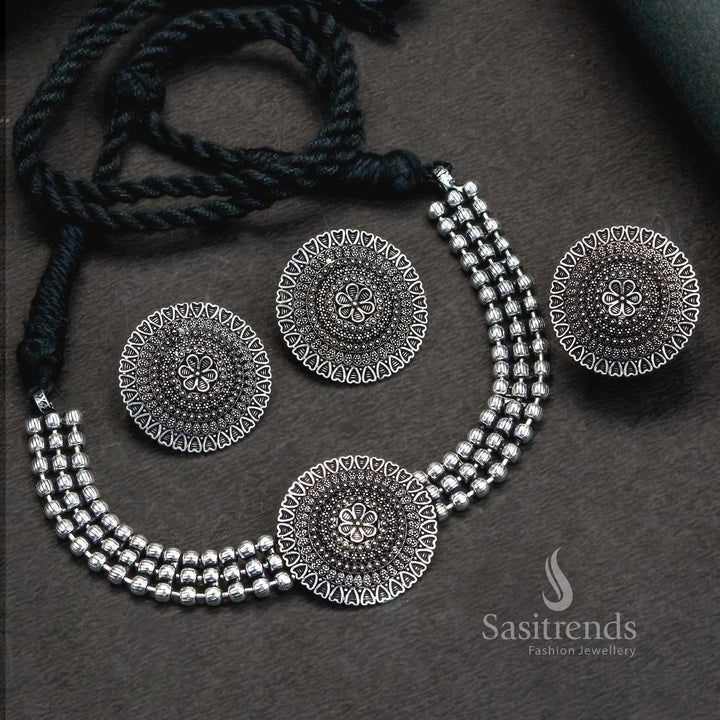 Elegant fusion-style oxidised Kanta choker combo jewellery set for girls and women, featuring artistic floral motifs and graceful jhumkas – Sasitrends