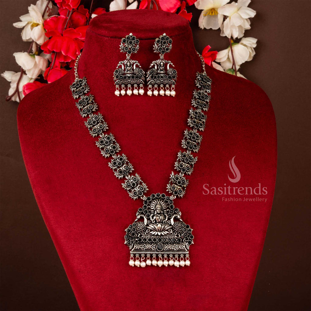 Graceful temple-inspired black oxidised Lakshmi and peacock necklace and earrings jewellery set, featuring pearl danglers for a refined ethnic appearance – Sasitrends