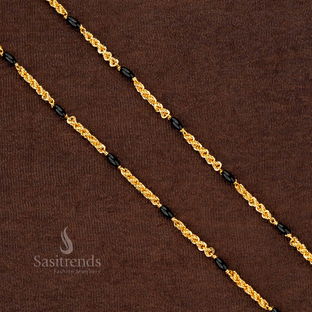 High-Quality Micro Gold Plated Chain with Twisted Beads for Temple Wear – Sasitrends