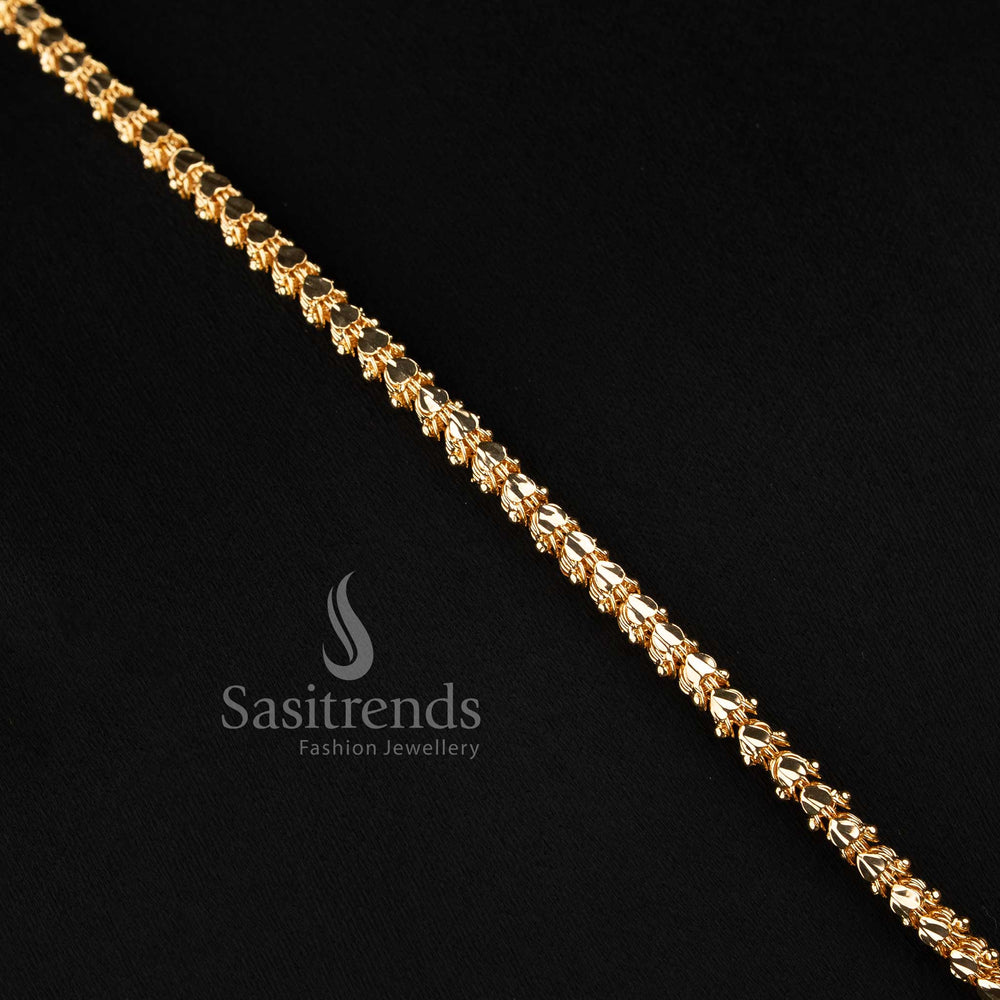 Elegant traditional-style capsule link long chain with a stone-studded floral mango motif centerpiece.