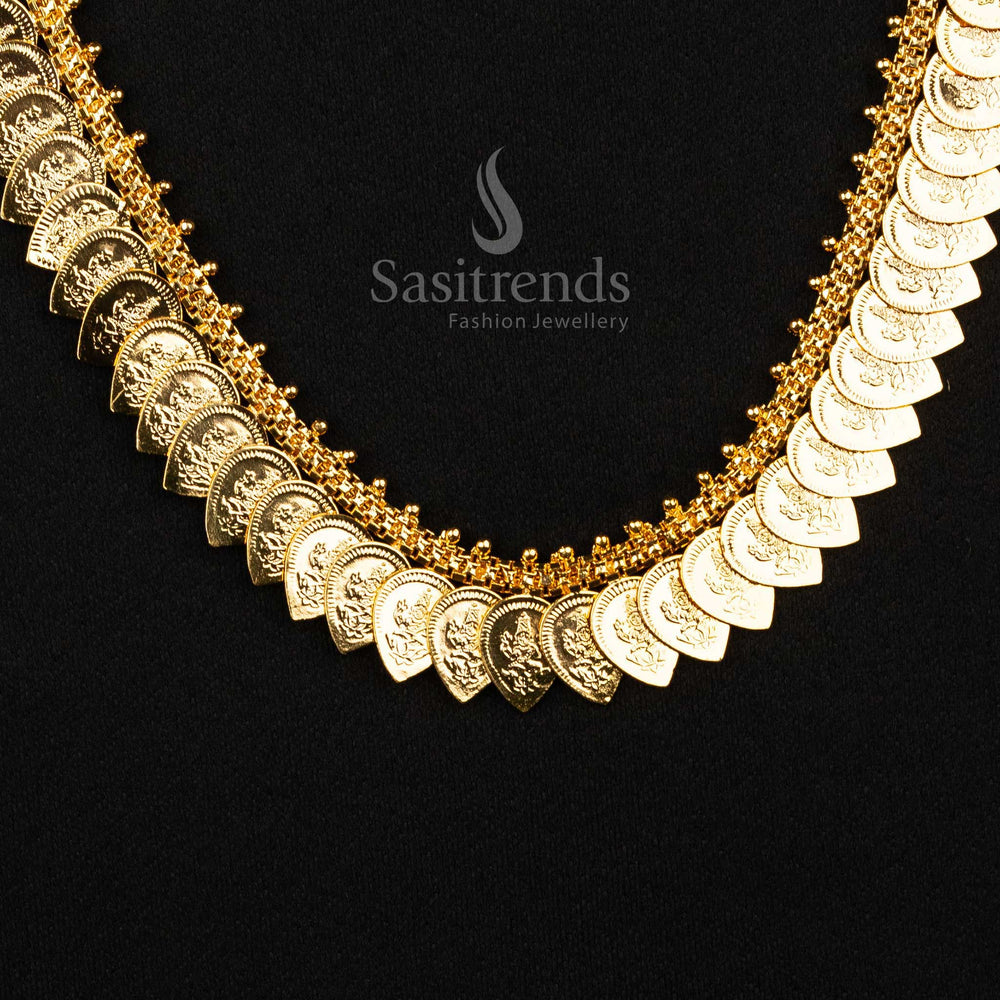 Traditional goddess Lakshmi leaf motif micro gold plated necklace highlighted with Kemp stones and artistic carvings, radiating temple jewellery elegance – Sasitrends