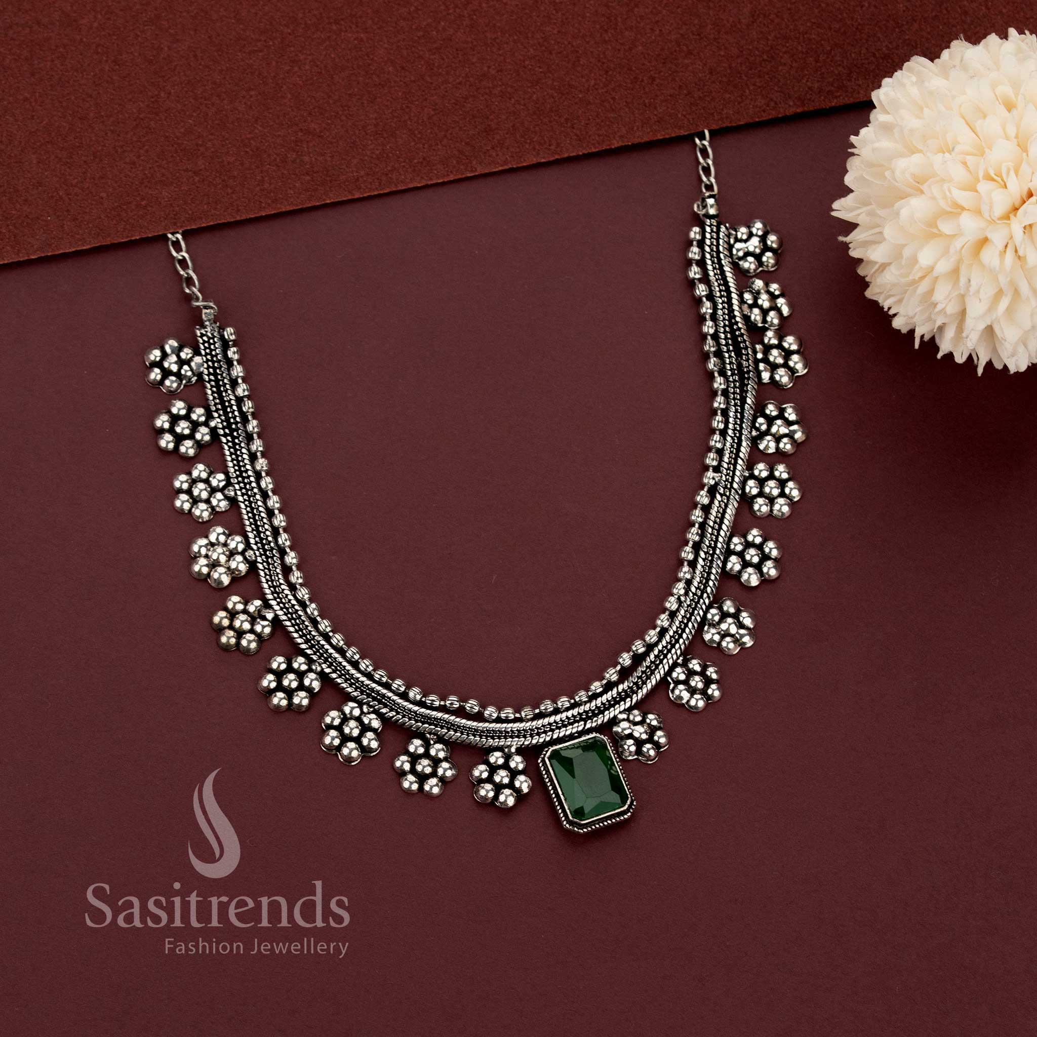 Oxidised Silver Stone Pendant Necklace for Indo-Western Wear - Sasitrends