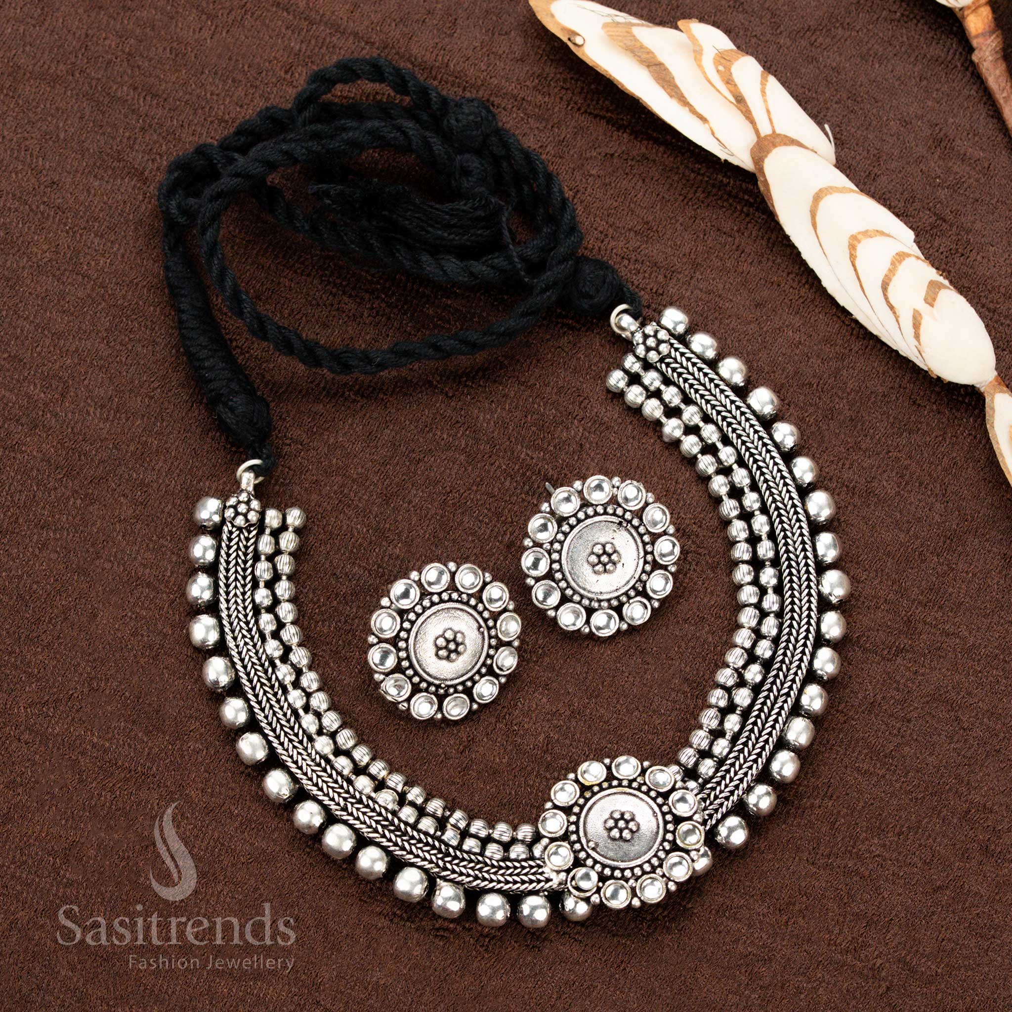 Stunning Kolapuri Oxidised Choker Necklace Jewellery Set with Bold Dual-Tone Floral Stone Motif Design – Perfect for Navaratri, Sarees & Festive Occasions - Sasitrends