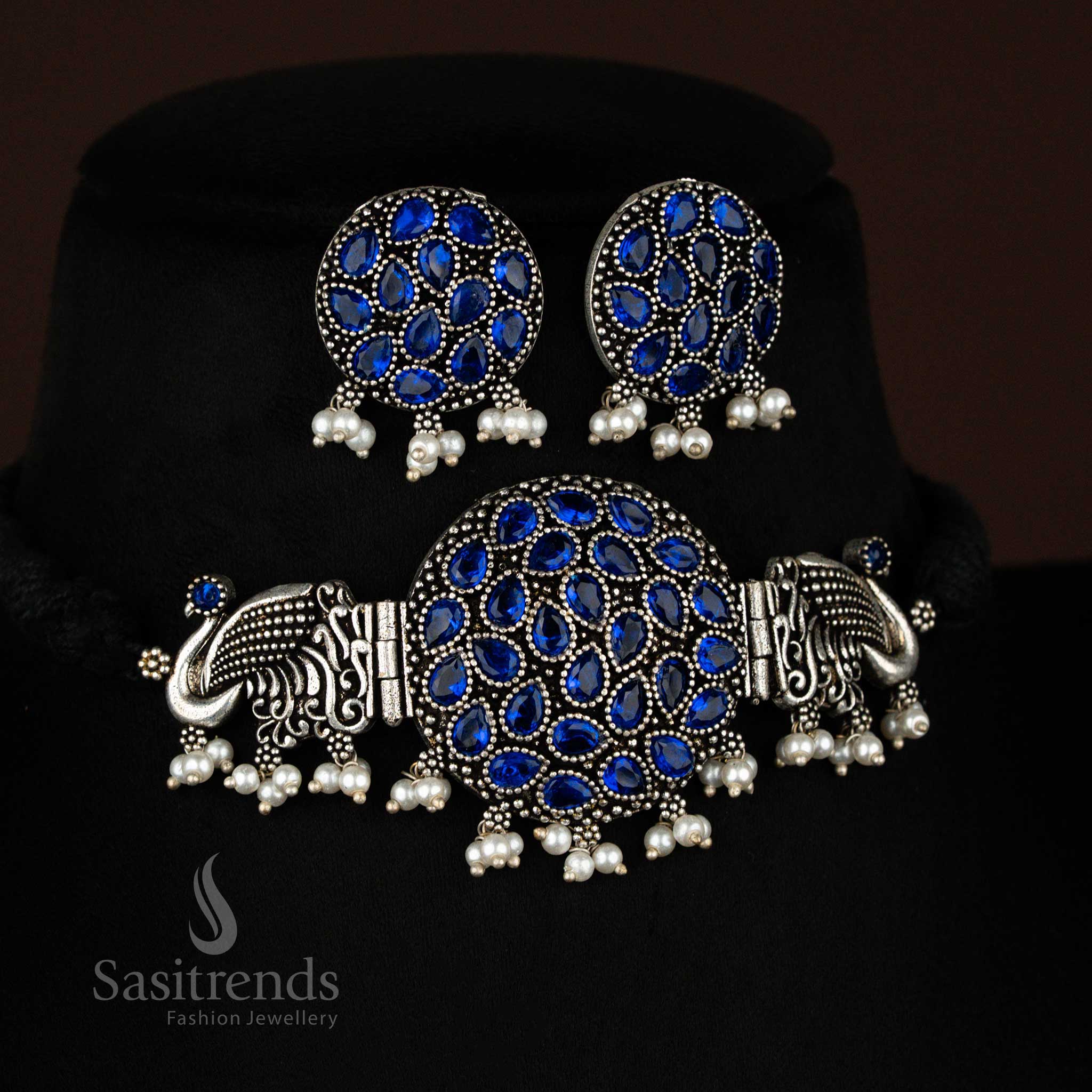 Elegant blue oxidised choker with peacock design and pearl drops, an aesthetic ethnic jewellery set with festive appeal – Sasitrends