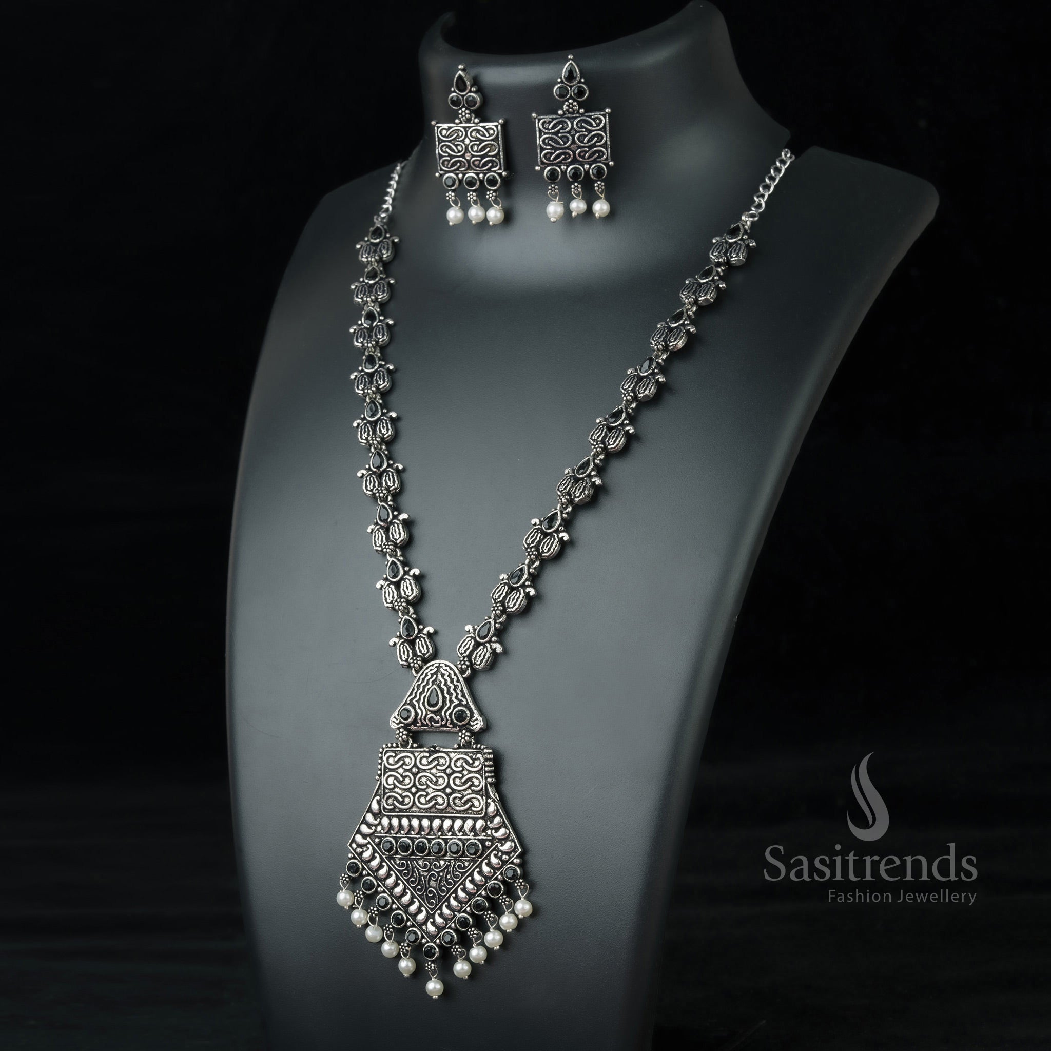Midnight Black Tribal Design Oxidised Silver Necklace with sparkling stones and elegant pearl accents – Artistic ethnic jewellery by Sasitrends

