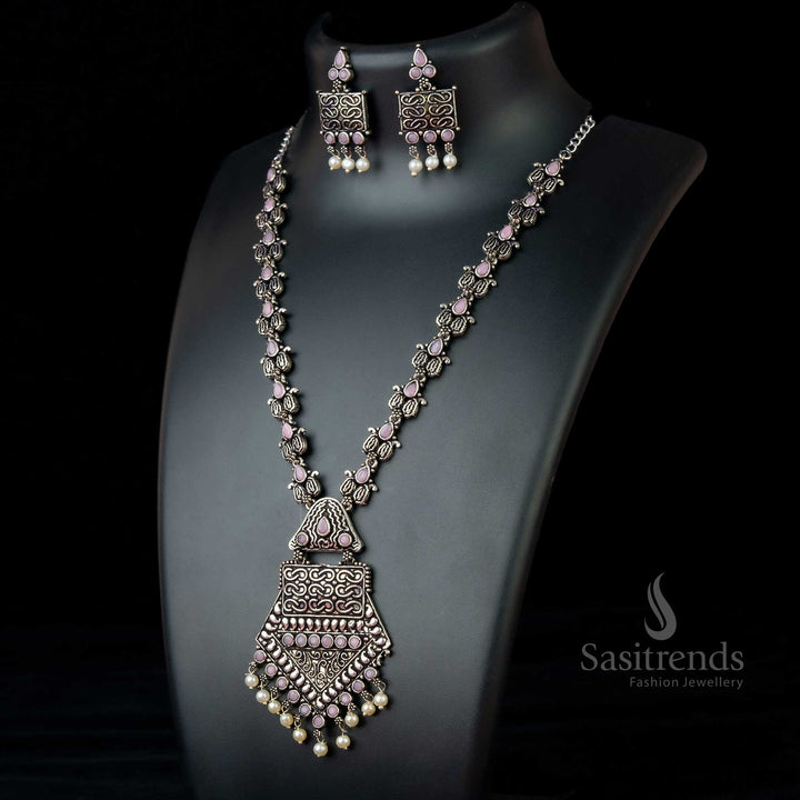 Graceful Pink Oxidised Pendant Necklace with floral tribal design and elegant pearl finishing – Festive ethnic jewellery by Sasitrends